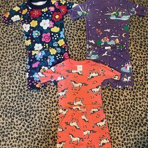 Lot of 3 Hanna Andersson PJs size 4 with bonus short sleeves shorts set pajamas